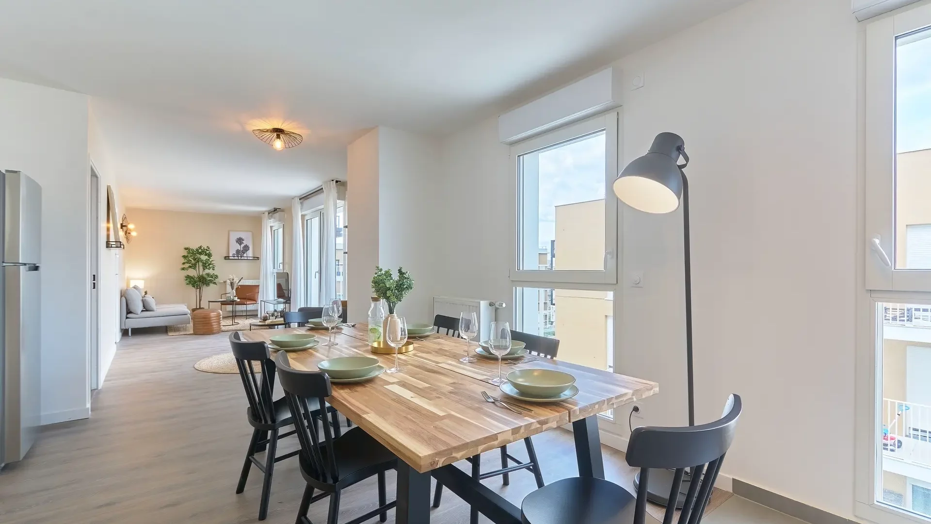 colocation-paris-asnieres-salle-manger