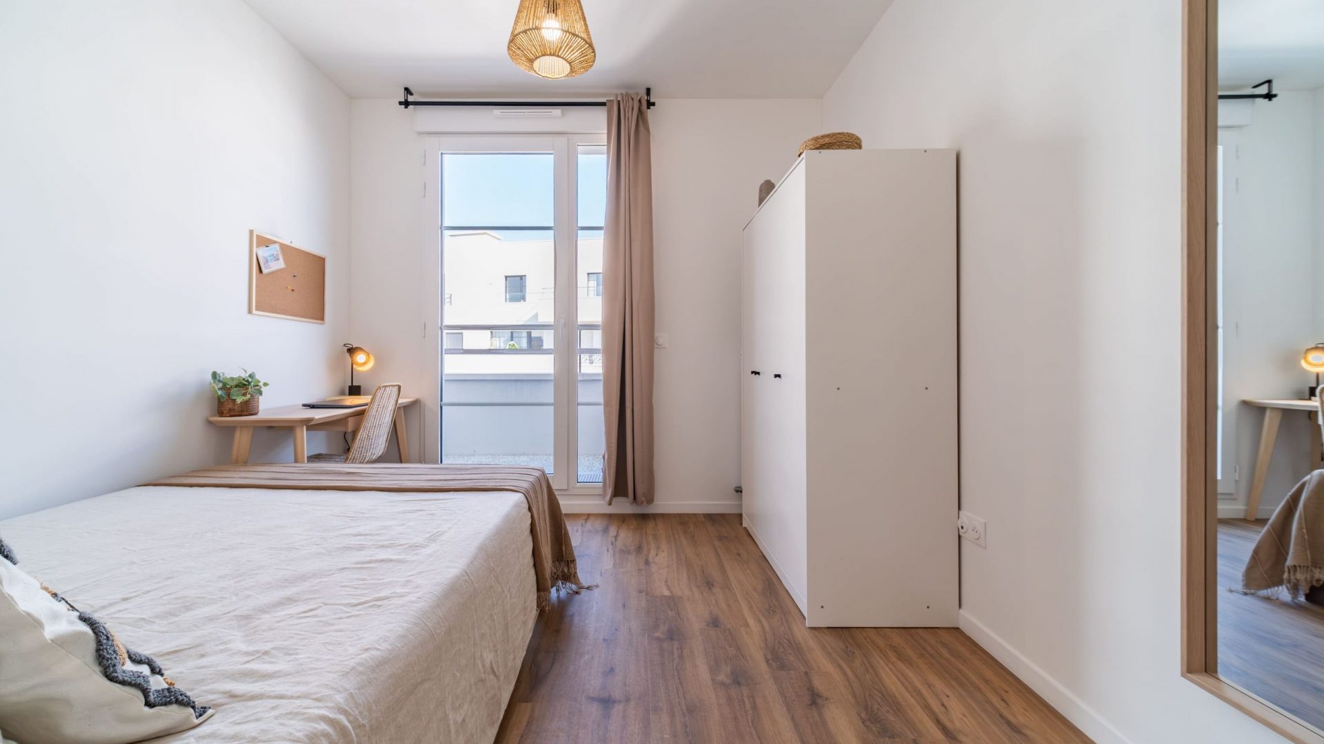 colocation-paris-colombes-6-chambre-3