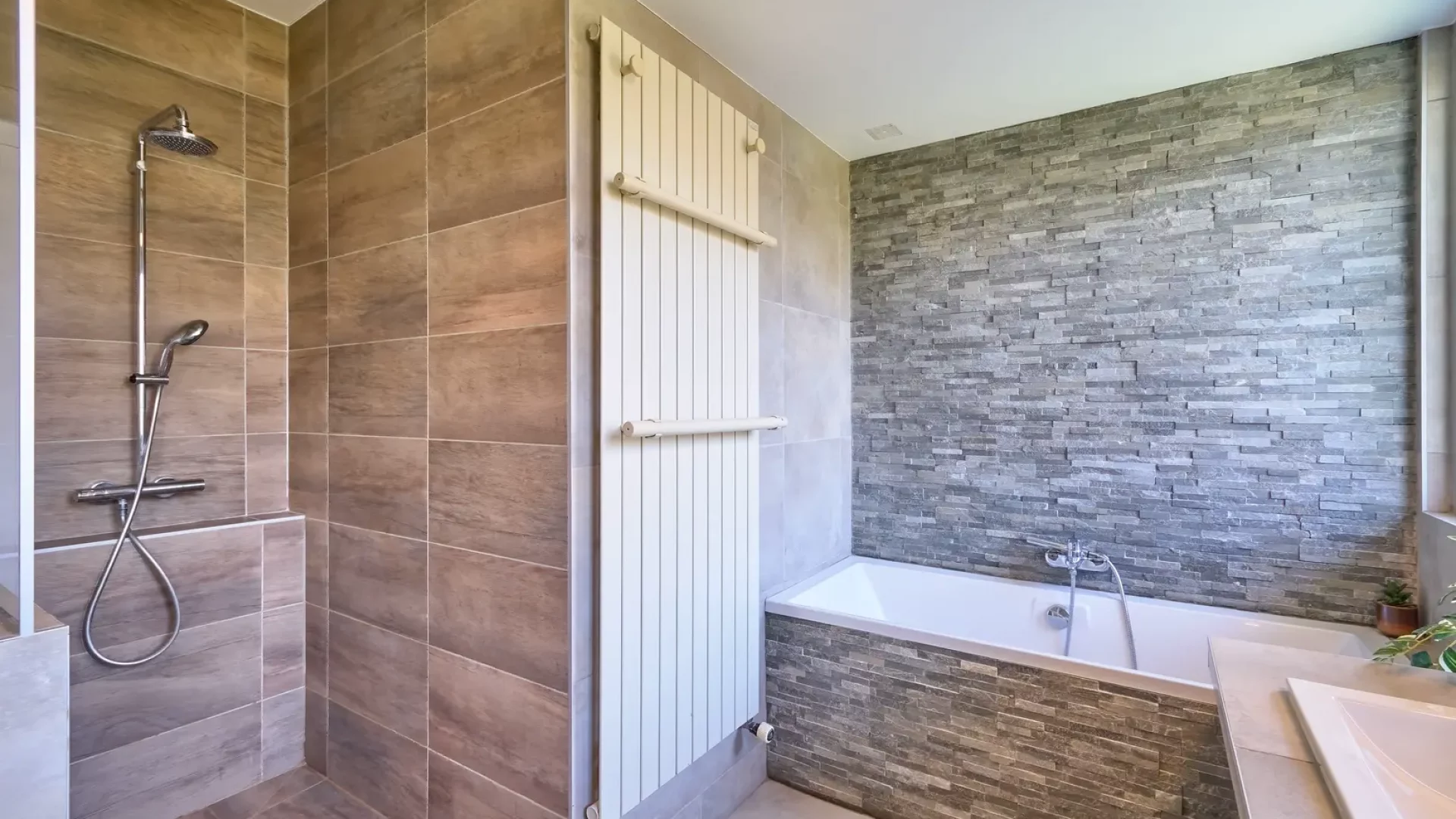 maison-coliving-colombes-paris-saint-hilaire-salle-de-bain