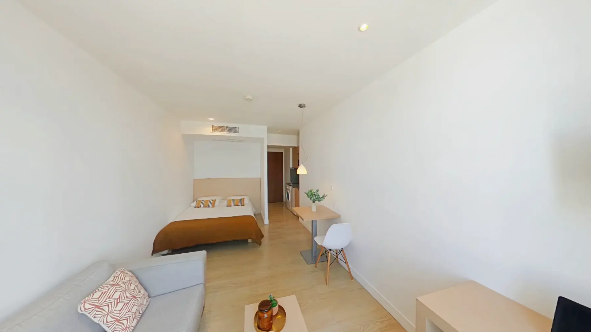 t1-marseille-docks-joliette-54-salon