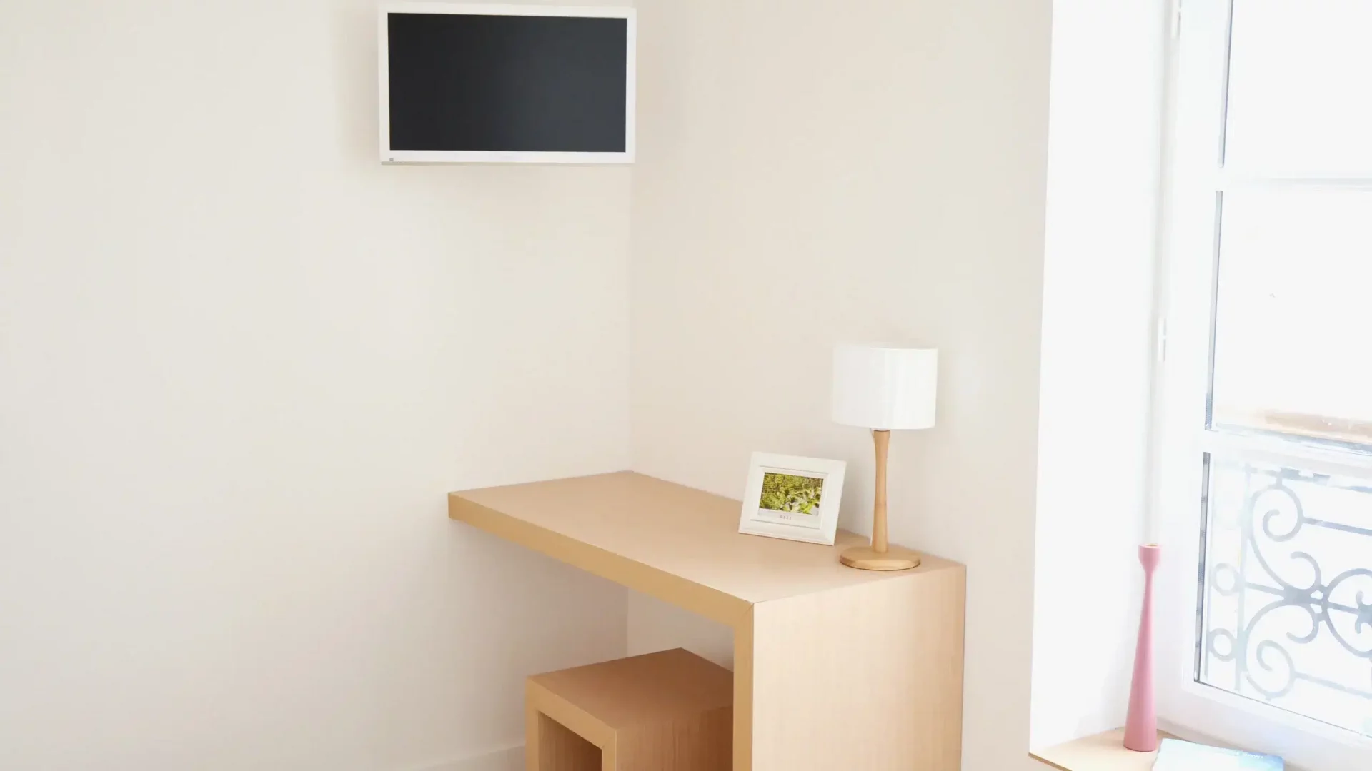 t1-marseille-docksy-joliette-3-bureau