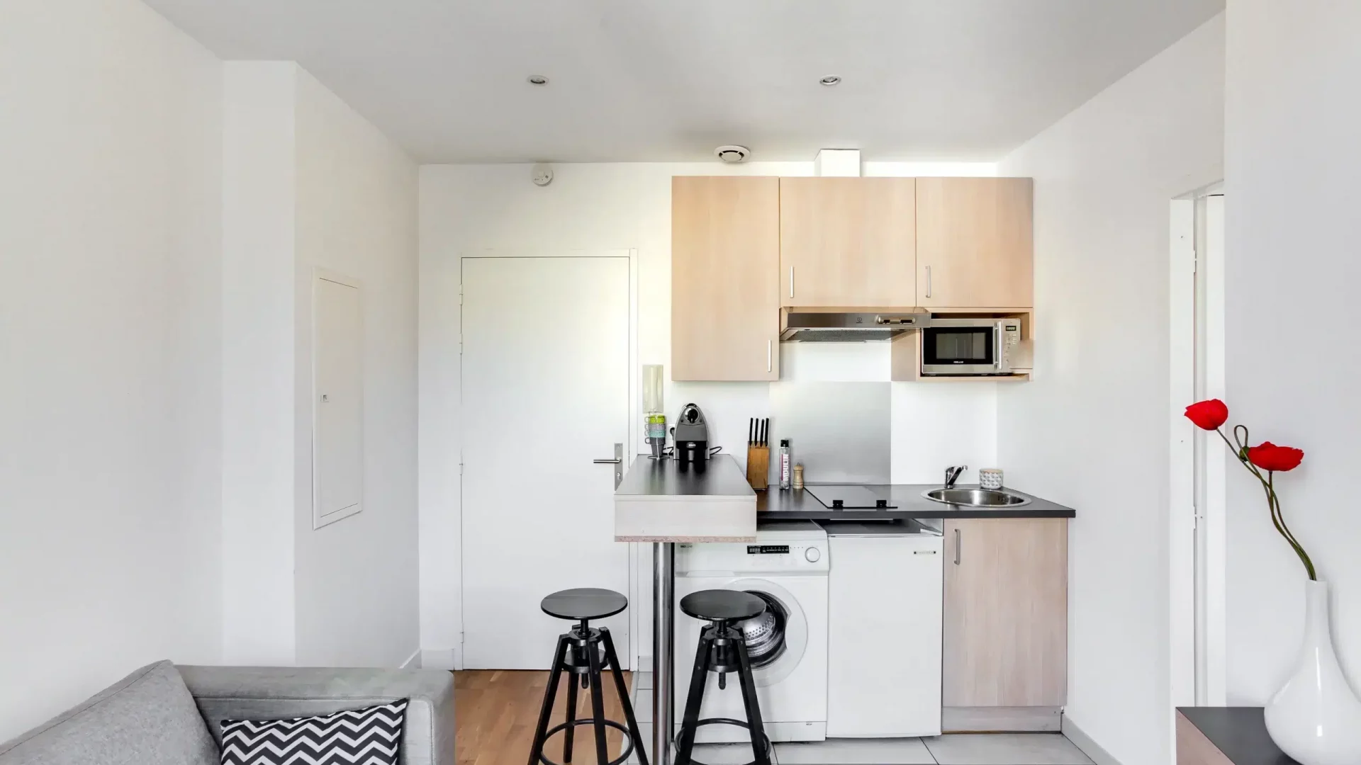 t2-marseille-dames-6-pieceavivre