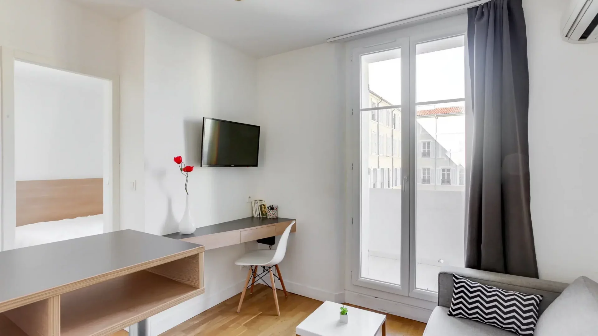 t2-marseille-dames-6-salon