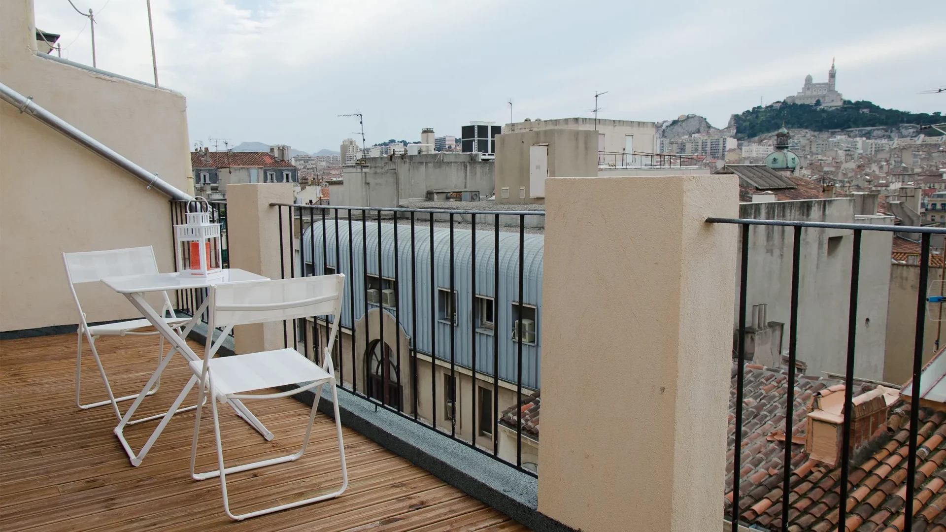 t2-marseille-fongate-52-terrasse