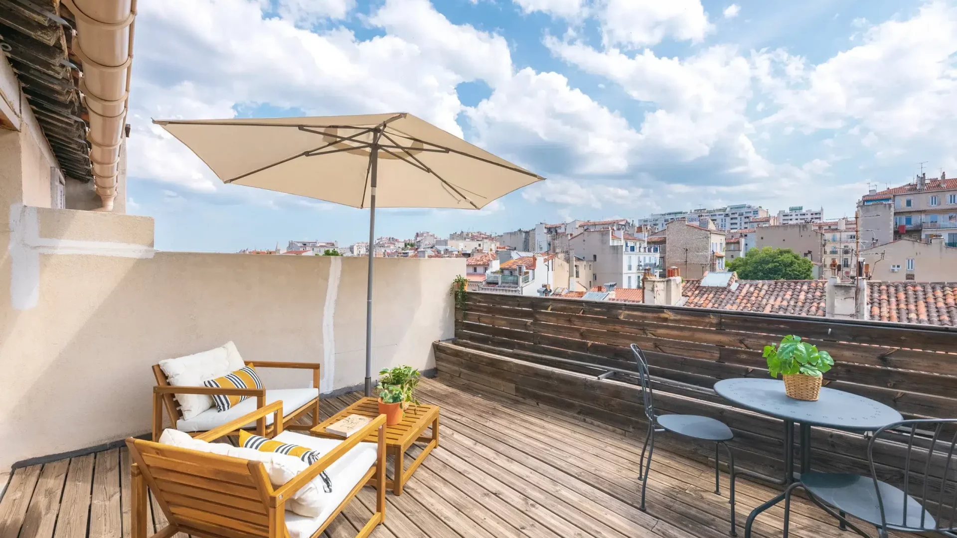 t2-marseille-rome-terrasse