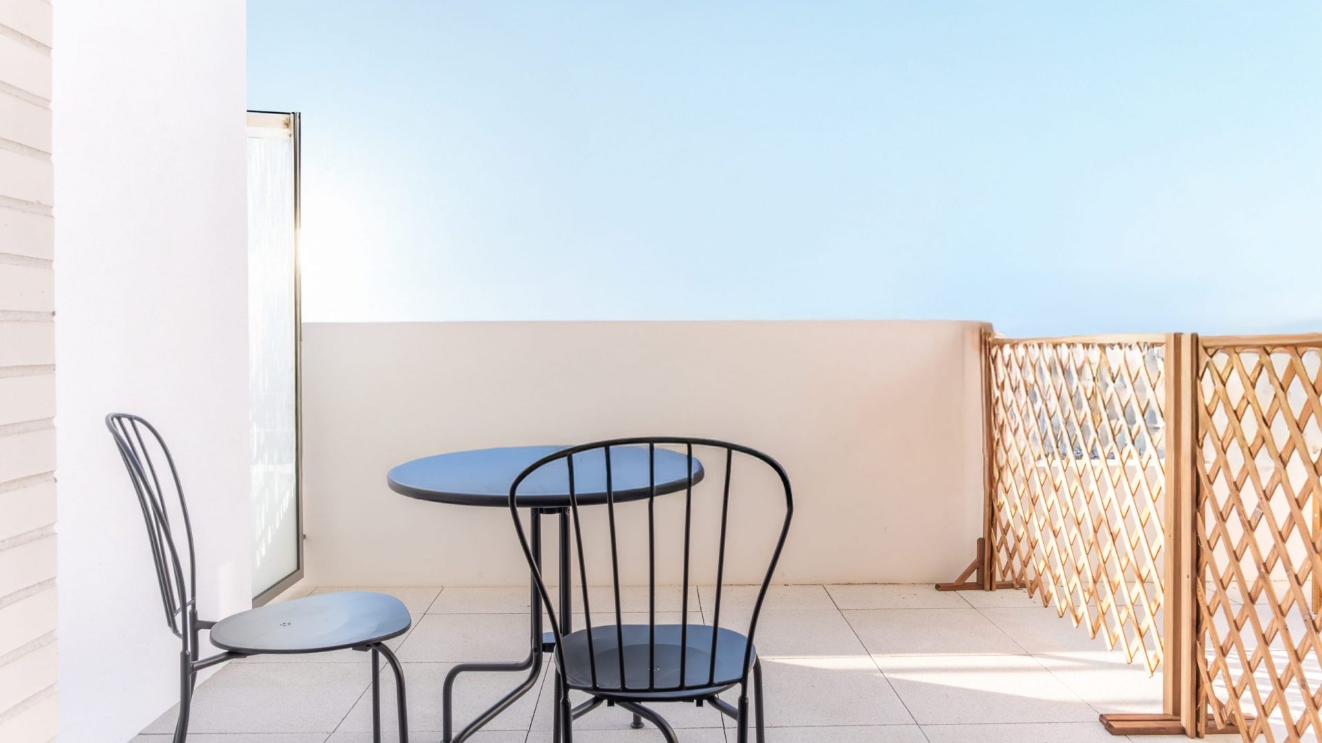 the-colivers-paris-colombes-terrase-chambre